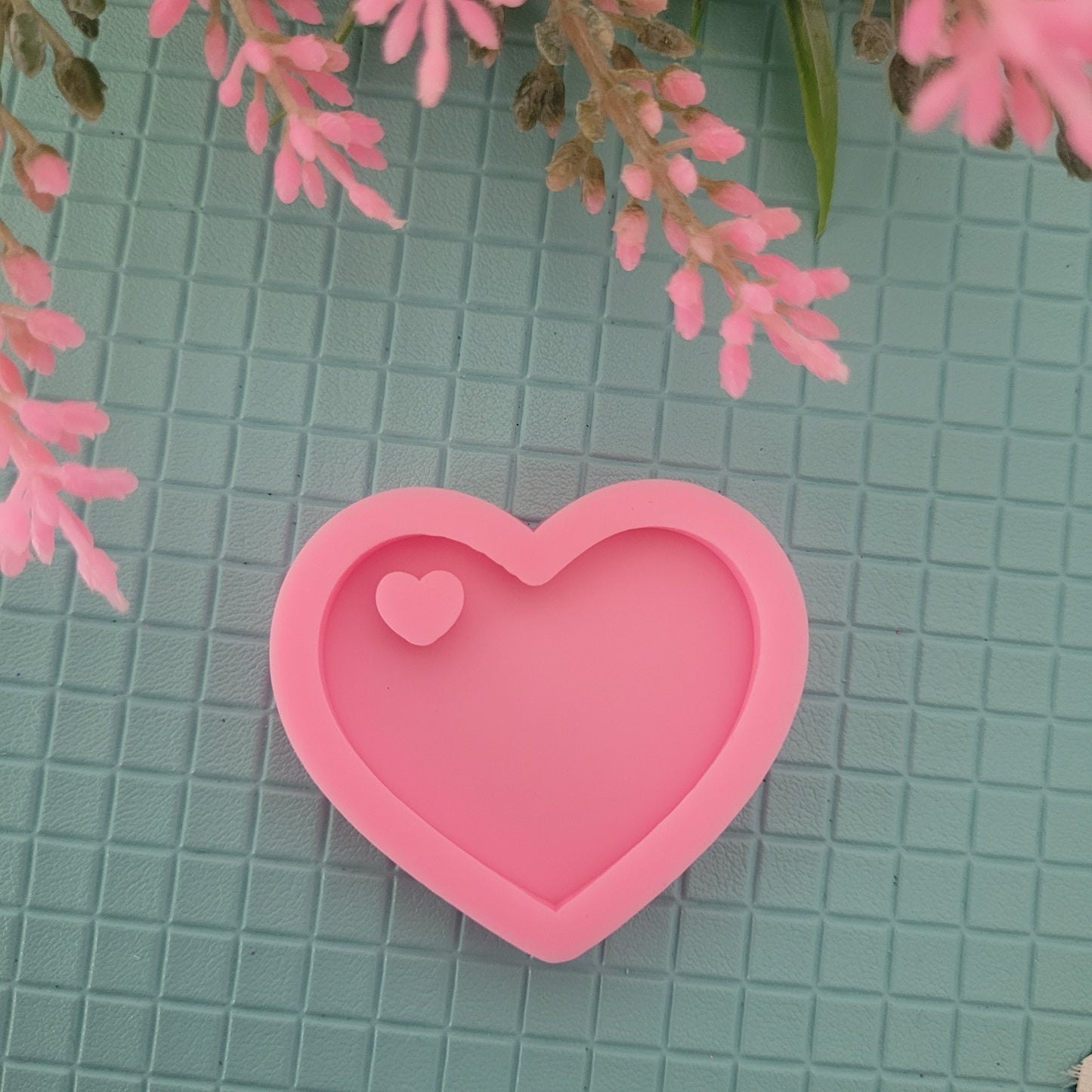 Heart Keychain Mould / Silicone / Resin Epoxy Casting Mould / Mold