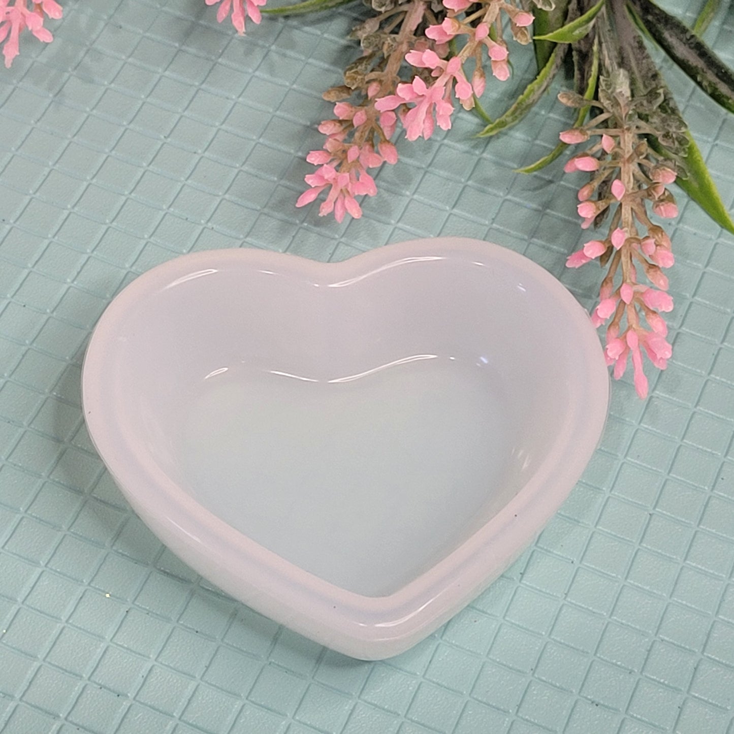 Heart Trinket Dish / Silicone / Resin Epoxy Casting Mould / Reusable